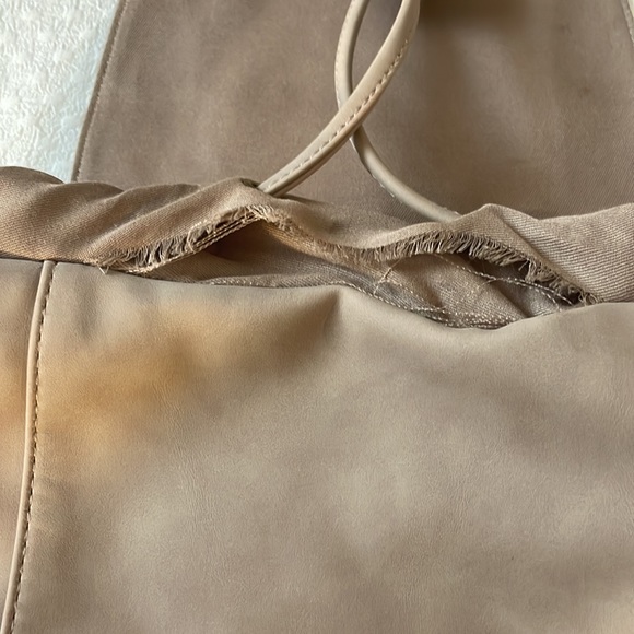 grey backpack - Picture 3 of 4